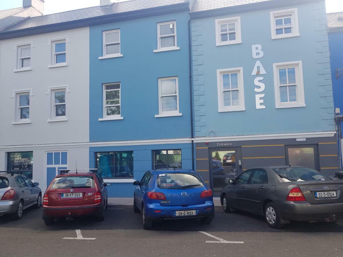 Base Dingle Hotel Exterior photo